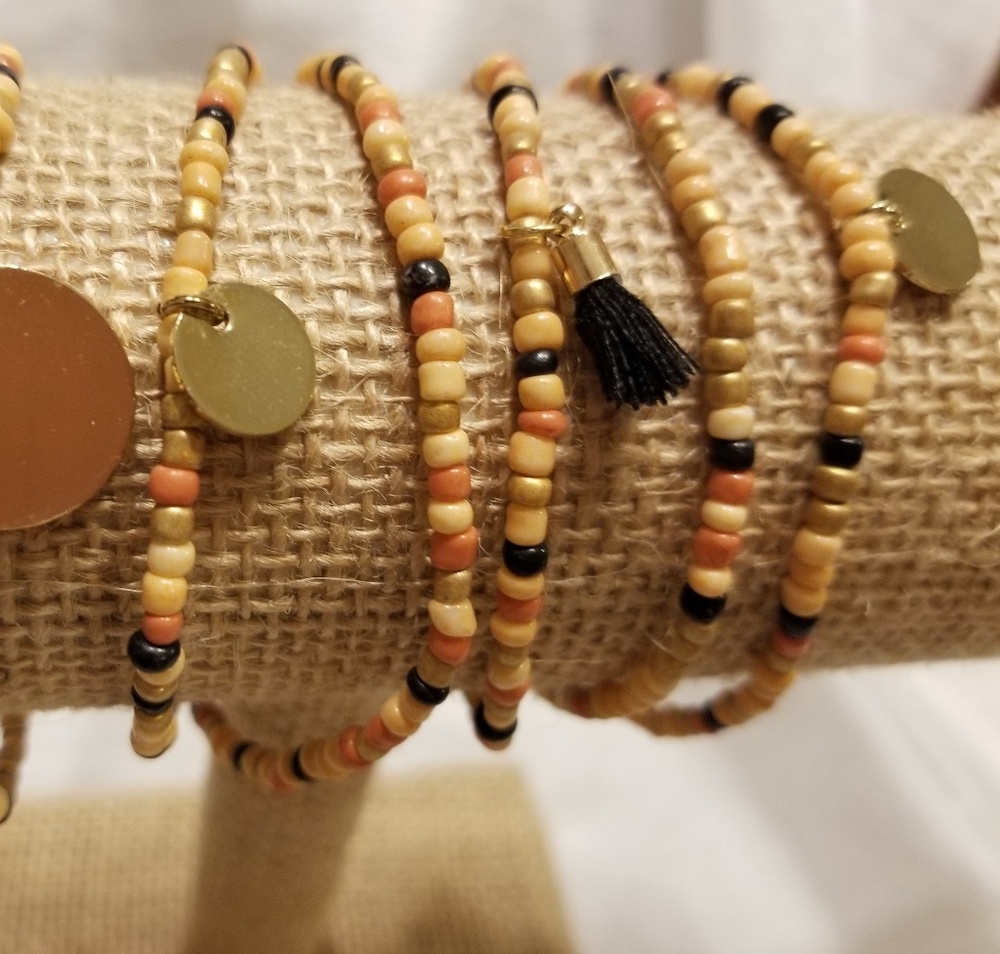 Handmade stretch bracelets - Picture 5 of 7